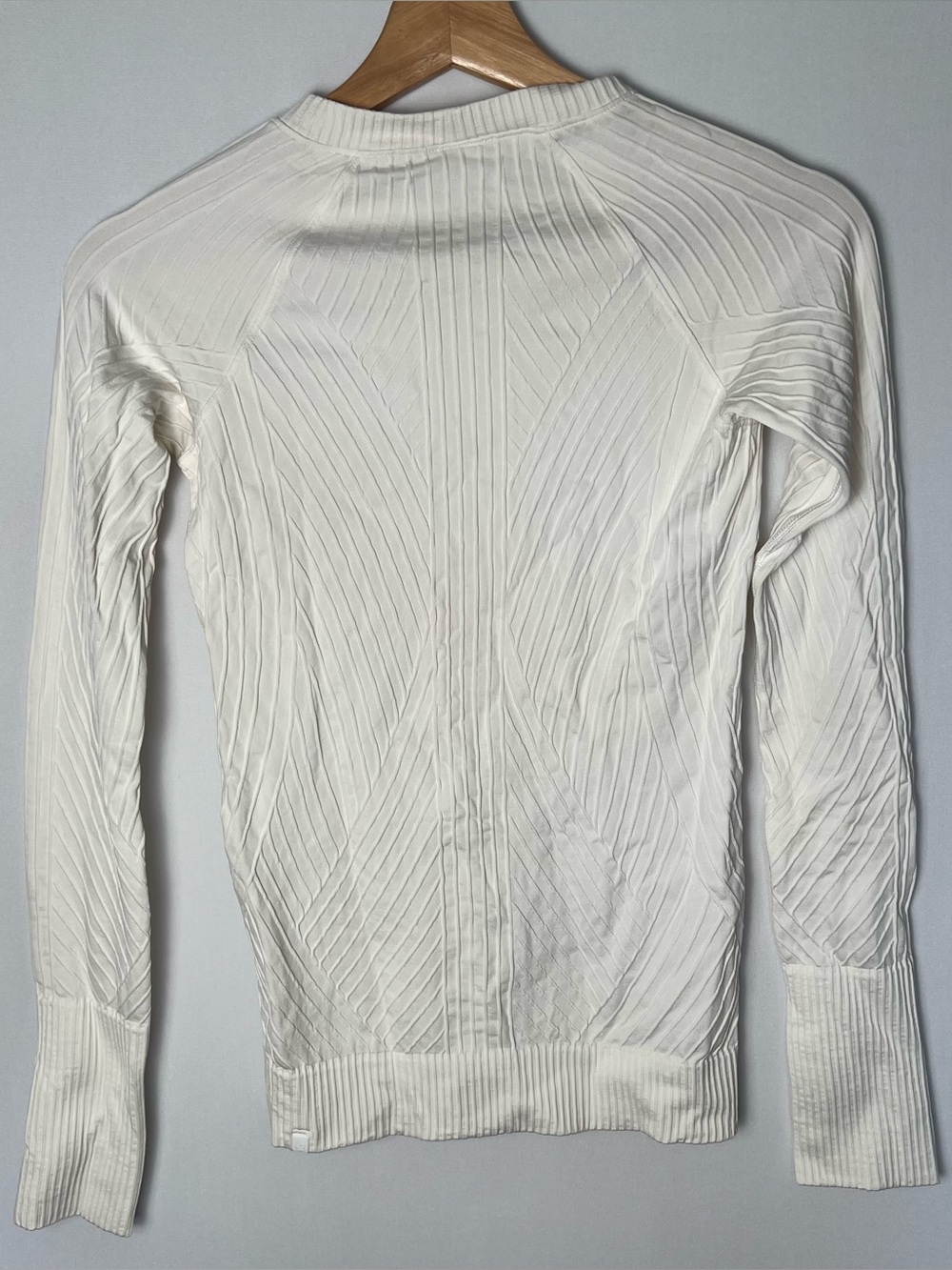 Lululemon RestLess Pullover Long Sleeve Top Off White Ribbed Seamless Size Small - Picture 4 of 4